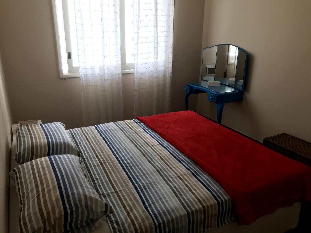 Pitangueiras, Frente Ao Mar Com Servico De Praia Apartman Guarujá Kültér fotó